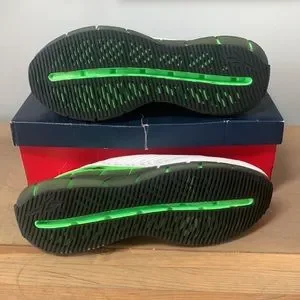 REEBOK
‘ZIG KINETICA’ SNEAKERS. MENS RUNNING SHOES. SIZE 11.5. COLOR GREEN. Reebok | Shoes | Reebokzig Kinetica Sneakers Mens Running  main image 3